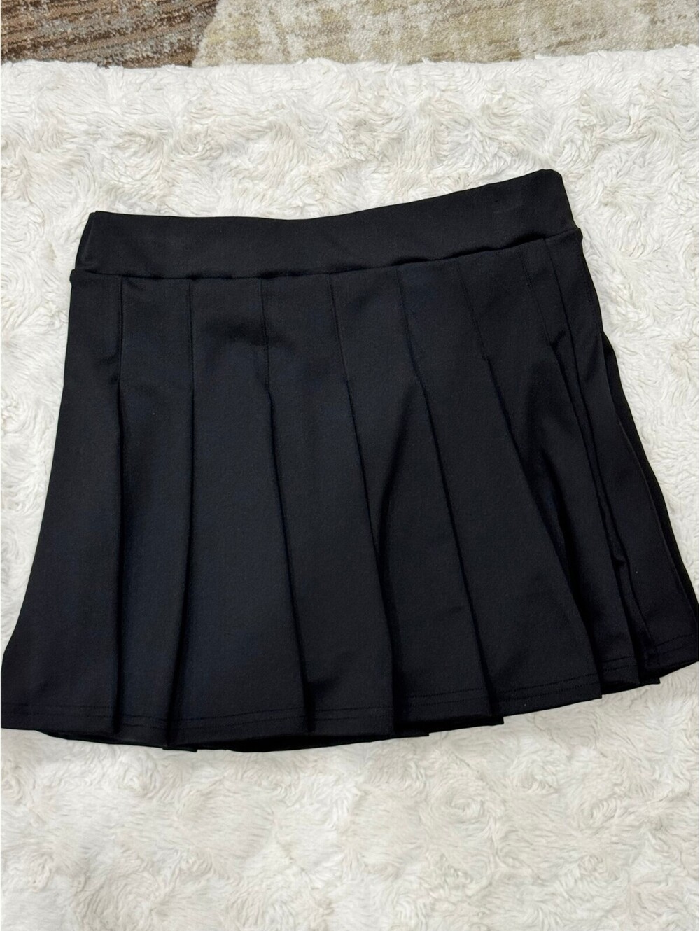 NWOT Riley & James Black Pleated Athletic Style Mini Skirt Size M